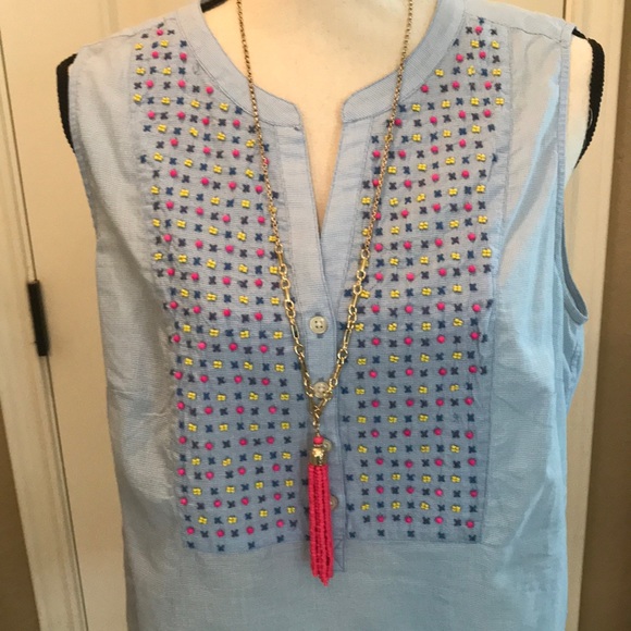 Sleeveless, light-weight, Talbots cotton top. (L) - Picture 2 of 6